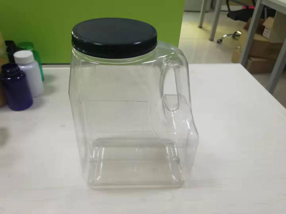 半加侖透明塑料水壺，帶捏手